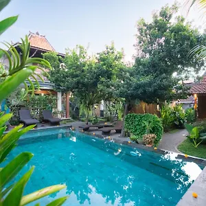3* Maison d'hôtes Arana Garden